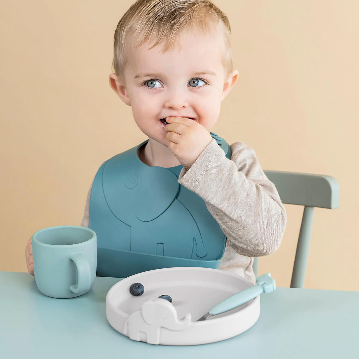 Peekaboo 2-Handle Cup Croco