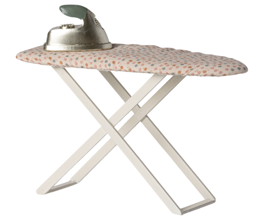 Iron & ironing board mouse